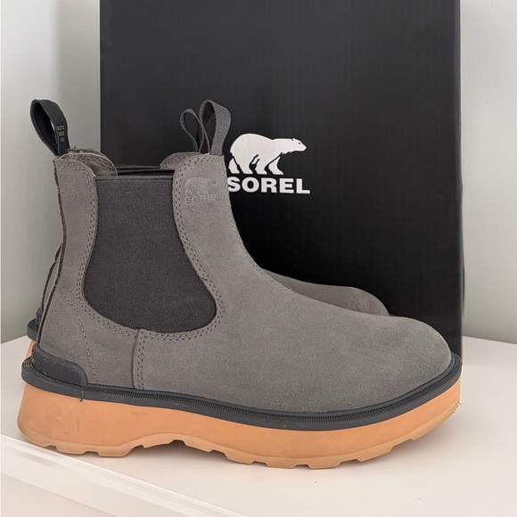 Sorel Chealsea boots size 8 - Picture 5 of 12
